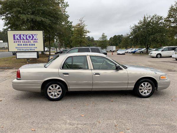 2007 Ford Crown Victoria LX for sale in Raleigh, NC – photo 2