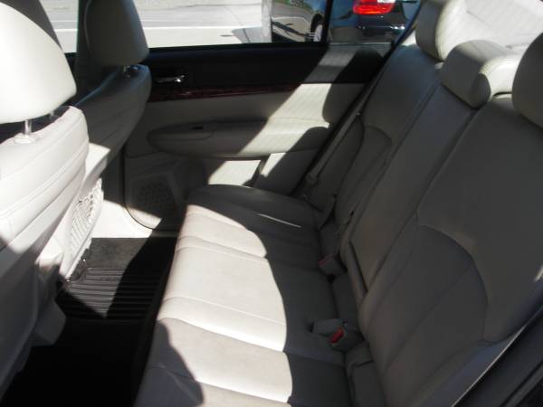 2012 Subaru Legacy Limited 3 6R - All Wheel Drive for sale in Holland , MI – photo 17