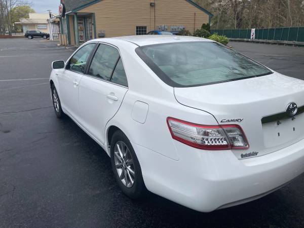 2011 Toyota Camry Hybrid - - by dealer - vehicle for sale in Seekonk, RI – photo 9
