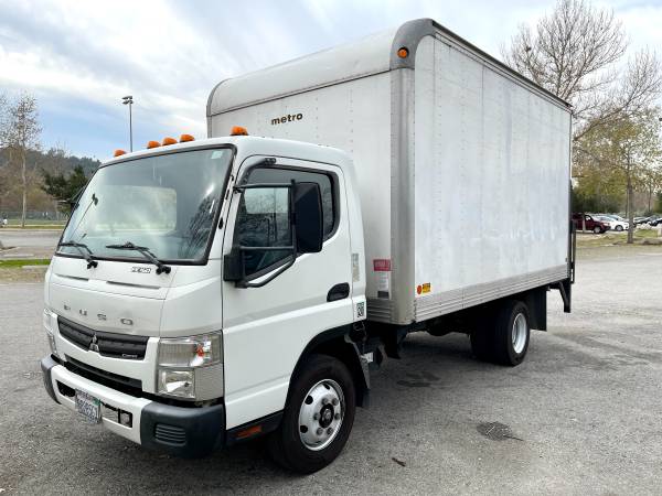 2012 Mitsubishi Fuso Fe160 - - by dealer - vehicle for sale in Los Angeles, CA