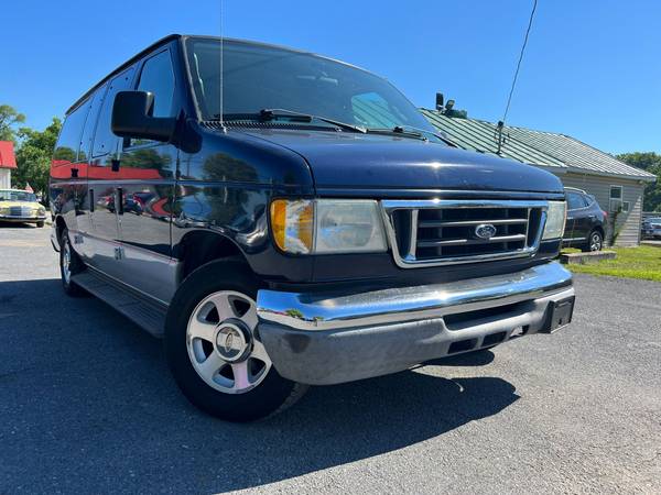 2004 Ford E150 Passenger Chateau Van 3Doors - 1OWNER - LOW MILEAGE for sale in Winchester, Virginia, WV – photo 23