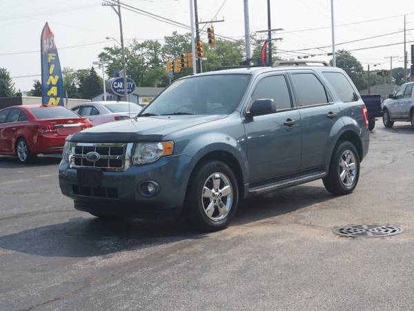 2010 *Ford* *Escape* *4WD 4dr XLT* Sport Blue Metall for sale in Muskegon, MI