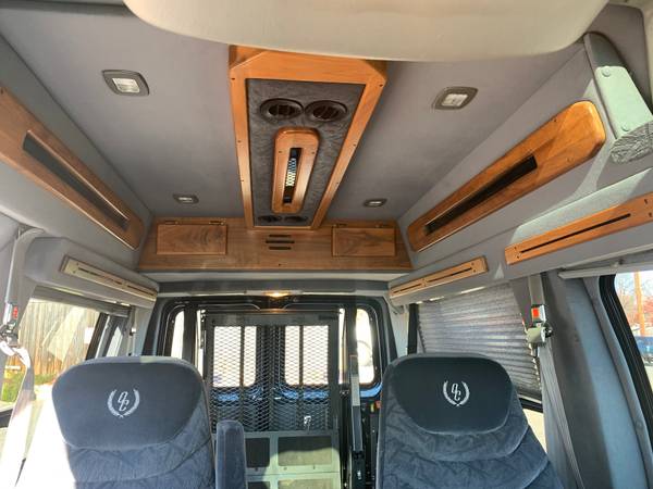 2000 Ford E150 wheelchair van - cars & trucks - by owner - vehicle... for sale in Fairfax Circle, District Of Columbia – photo 6