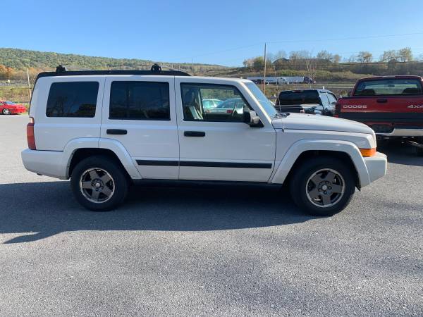 2006 Jeep Commander for sale in Bellefonte, PA – photo 5