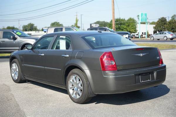 2010 Chrysler 300 Touring Signature - - by dealer for sale in Wilmington, NC – photo 5