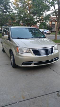 2011 Chrysler Town & Country - cars & trucks - by owner - vehicle... for sale in Lancaster, NY – photo 2