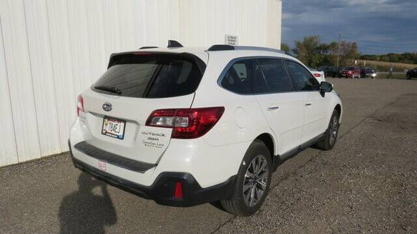 2018 Subaru Outback 3 6R - - by dealer - vehicle for sale in Lakeville, MN – photo 4