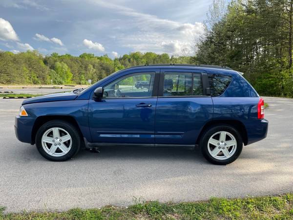 2010 Jeep Compass 4X4 - LOW MILES - NEW TIRES - CHECK OUT PHOTOS for sale in Salt Lick, OH – photo 4