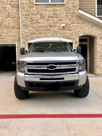 Lifted 2010 Chevy Silverado for sale in Katy, TX – photo 2
