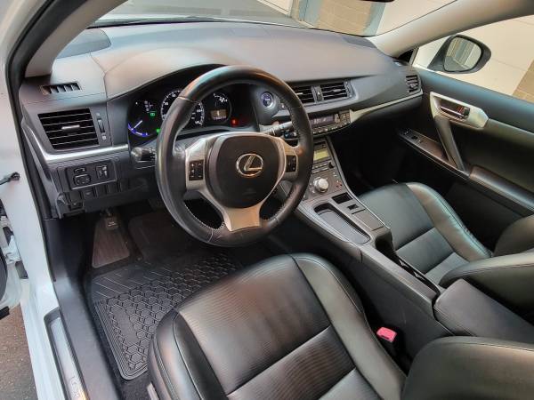 2011 LEXUS CT200H LOW MILES ! - - by dealer - vehicle for sale in Lynnwood, WA – photo 10