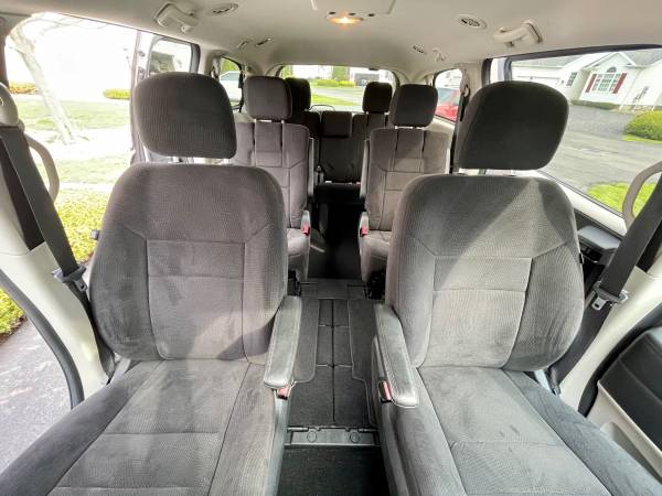2011 Dodge Grand Caravan-98, 300 for sale in Rocky River, OH – photo 9