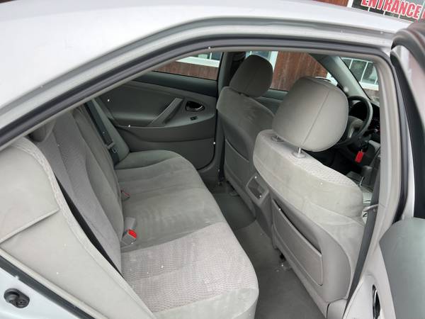 2011 Toyota Camry 4dr Sdn I4 Man LE (Natl) - - by for sale in Milton, VT – photo 10