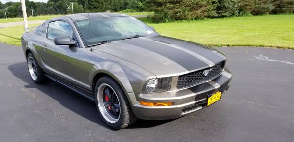 2005 Ford Mustang for sale in Mayville, NY – photo 2