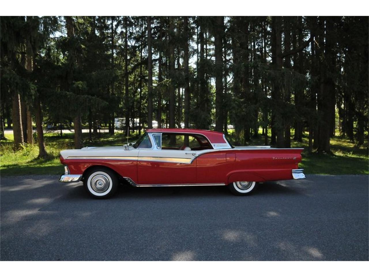 For Sale at Auction: 1957 Ford Skyliner for sale in Saratoga Springs, NY – photo 3