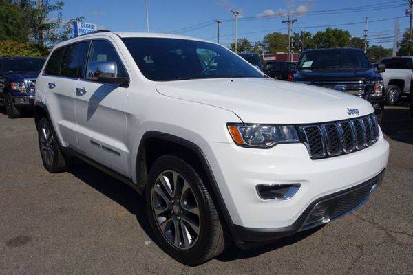 2018 Jeep Grand Cherokee Limited 4x4 4dr SUV We Finance Everyone Bad... for sale in Woodbridge, NJ – photo 4