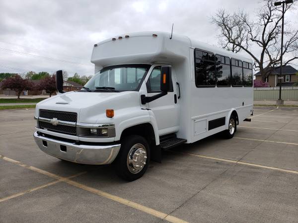 2007 Chevy C-4500 Shuttle/Party/Limo/Church Bus for sale in Oak Grove, IN – photo 7