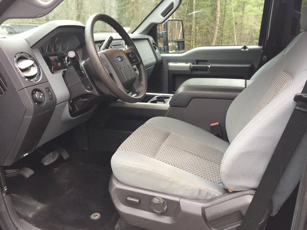 2016 Ford F350 f-350 Super Duty CREW CAB Gas XLT 4x4 Crew Cab for sale in Portsmouth, VT – photo 6