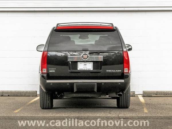 2012 Caddy *Cadillac* *Escalade* Base hatchback Black Raven for sale in Novi, MI – photo 4