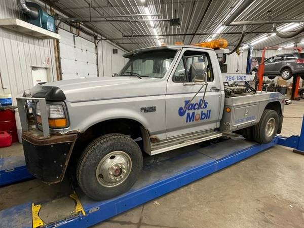 1994 Ford F350 Tow Truck Wrecker for sale in Wyoming, MN – photo 11