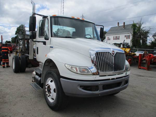 2012 International 4400 Automatic Cab/Chassis 33,000 GVW for sale in Brockton, VT – photo 2