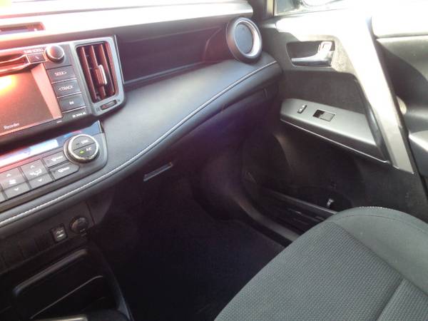 2016 TOYOTA RAV4 XLE AWD for sale in Mankato, MN – photo 19