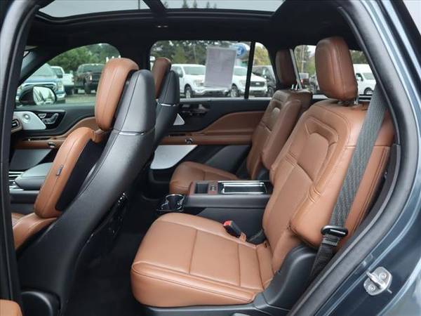 2021 Lincoln Aviator Reserve - - by dealer - vehicle for sale in Newberg, OR – photo 13