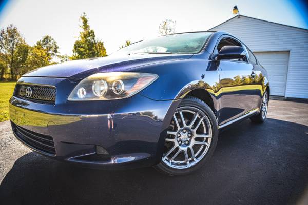 2008 SCION TC 136,000 MILES 5 SPEED SUNROOF RUNS GREAT $3995 CASH for sale in REYNOLDSBURG, OH