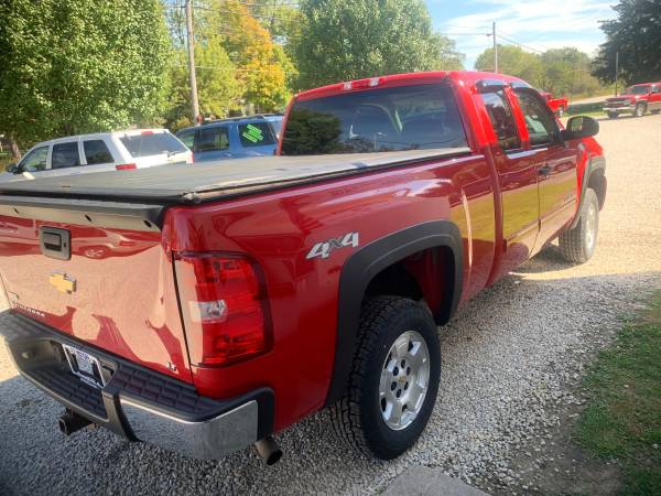 2011 Chevy Silverado 1500 for sale in DEERFIELD, OH – photo 7