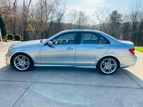2013 Mercedes Benz C300 Sport - cars & trucks - by owner - vehicle... for sale in Trafford, PA – photo 8