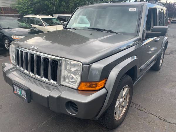 07 JEEP COMMANDER ((4WD)) 7 passenger for sale in Portland, OR