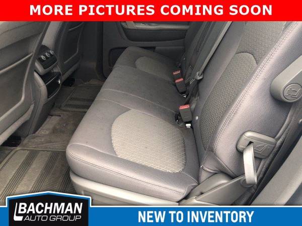 2009 Chevrolet Chevy Traverse Ls - cars & trucks - by dealer -... for sale in Louisville, KY – photo 7