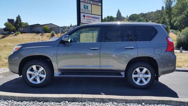 2011 Lexus GX 460 4WD Loaded Hard to Find Low Miles Must See for sale in Ashland, OR – photo 6