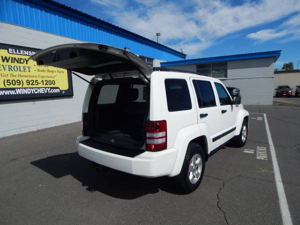FALL SAVINGS EVENT!! $1000 OFF....2009 JEEP LIBERTY Sport for sale in Ellensburg, WA – photo 6
