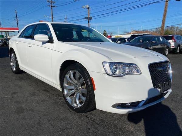 2019 Chrysler 300 Touring L - - by dealer - vehicle for sale in Maple Shade, NJ – photo 3