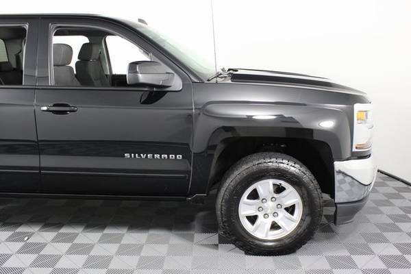 2017 Chevrolet Silverado 1500 Black Sweet deal!!!! for sale in Issaquah, WA – photo 2