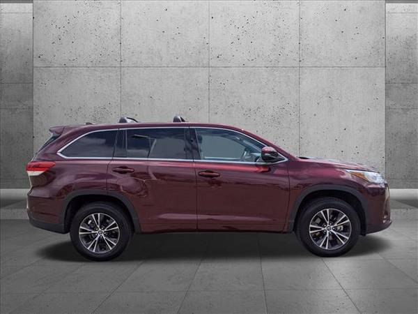 2018 Toyota Highlander LE Plus SKU: JS275326 SUV - - by for sale in Irvine, CA – photo 5