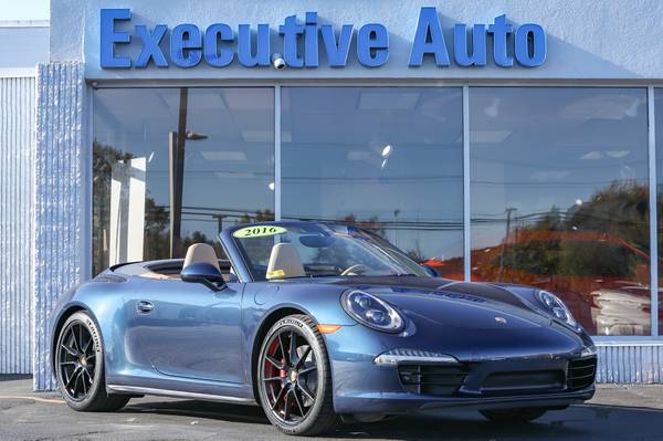2016 PORSCHE 911 C4S Cab Only 17,000 Miles! - cars & trucks - by... for sale in Smithfield, RI