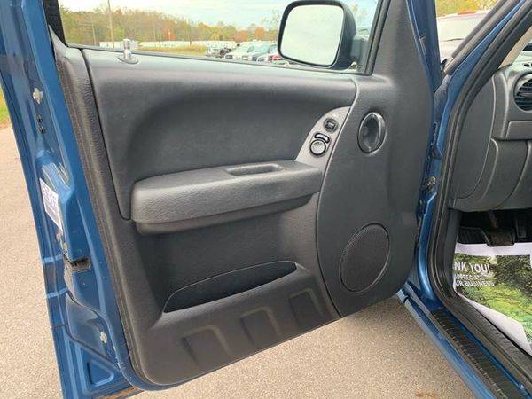 2004 Jeep Liberty Sport 4dr 4WD SUV for sale in Logan, OH – photo 8