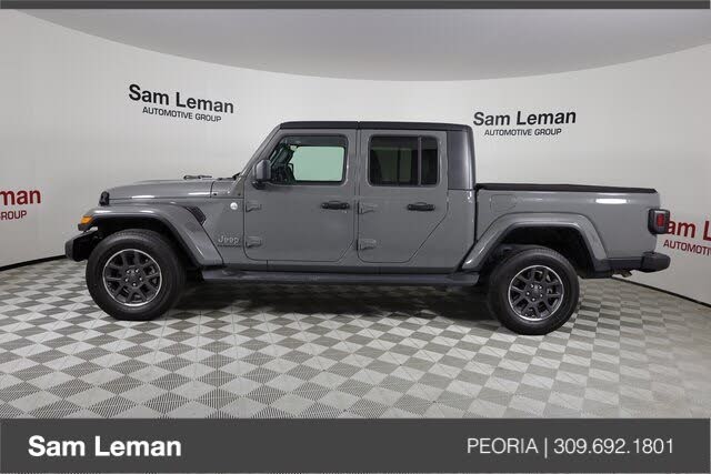 2021 Jeep Gladiator Overland Crew Cab 4WD for sale in Peoria, IL – photo 3