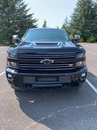 2018 Chevrolet Silverado 2500 LTZ Pickup for sale in Florence, OR – photo 3