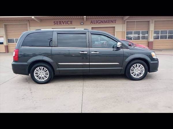 2012 Chrysler Town & Country Limited - - by dealer for sale in Wichita, KS – photo 6
