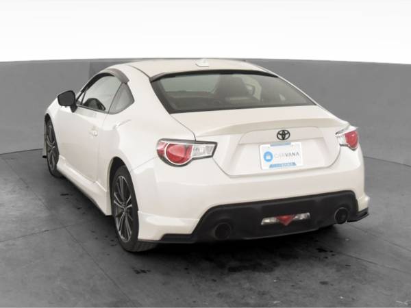 2013 Scion FRS Coupe 2D coupe White - FINANCE ONLINE - cars & trucks... for sale in Atlanta, CA – photo 8