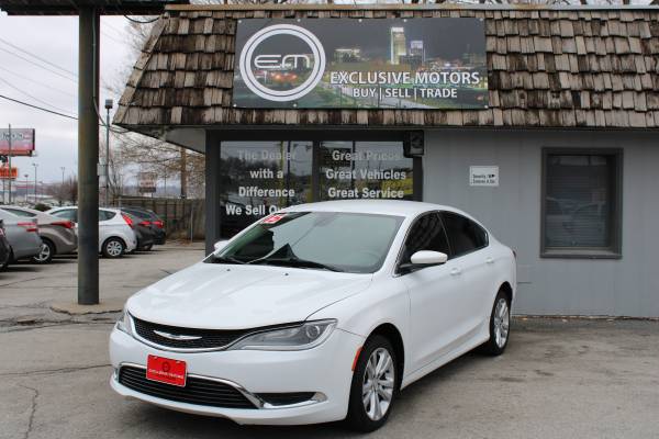2015 Chrysler 200 Limited 4dr Sedan, Only 73k, Great Price - cars &... for sale in Omaha, IA