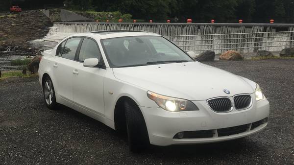 07 BMW 530xi 6-speed manual for sale in Coventry, CT – photo 4