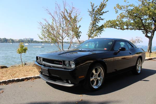 2011 Dodge Challenger 2dr Cpe R/T Classic for sale in Great Neck, NY – photo 4