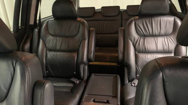 2007 Honda Odyssey Touring - - by dealer - vehicle for sale in Fargo, ND – photo 17