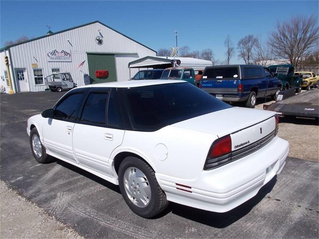 1995 Oldsmobile Cutlass Supreme for sale in Knightstown, IN – photo 9