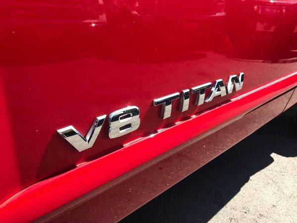 2011 Nissan Titan SV 4x4 4dr Crew Cab SWB Pickup - BAD CREDIT... for sale in Denver , CO – photo 4