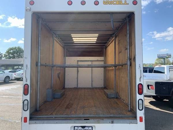 2013 Ford E-Series Cutaway Base 13FT Box Utility Cargo Truck V8 We Fin for sale in Canton, WV – photo 9