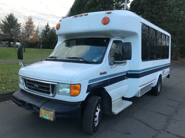 2006 FORD E-450 SHUTTLE BUS-Wheelchair Ramp CALL/TEXT - cars &... for sale in Dundee, OR